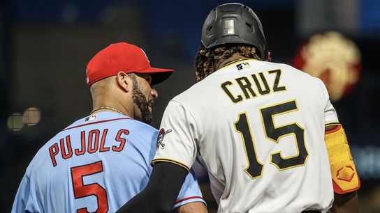 Final: Cardinals 7, Pirates 5 taken at PNC Park (Live coverage)